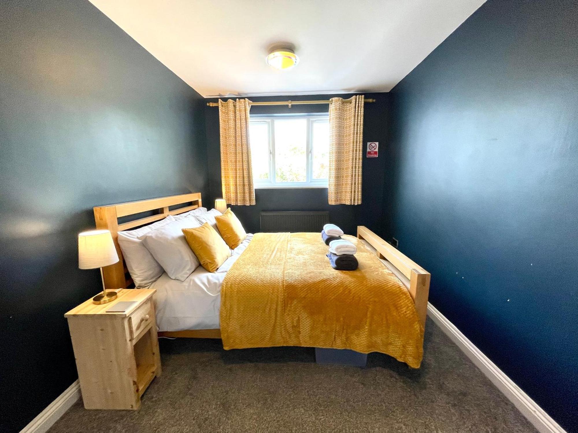Large 5 Bed Detached House Near Stansted Airport With Parking For 2 Vehicles! Stansted Stays Stansted Mountfitchet Εξωτερικό φωτογραφία