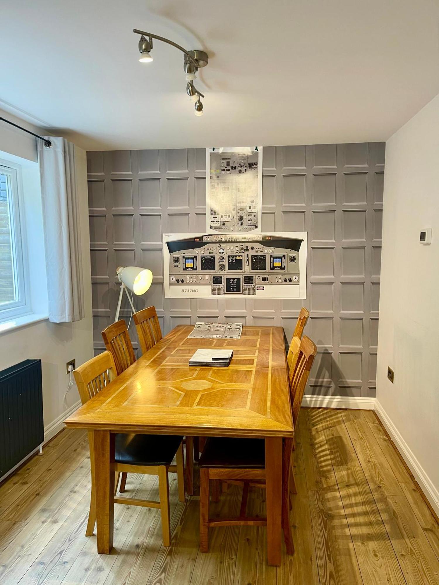 Large 5 Bed Detached House Near Stansted Airport With Parking For 2 Vehicles! Stansted Stays Stansted Mountfitchet Εξωτερικό φωτογραφία